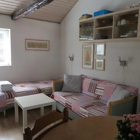 Det Gamle Savværk Give