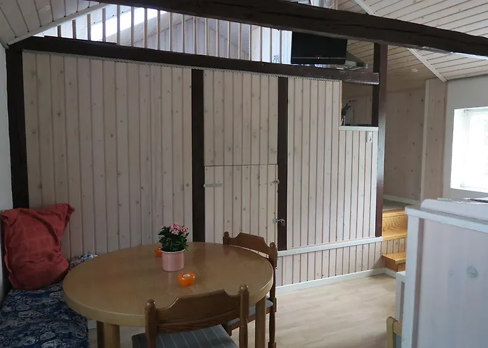 Det Gamle Savvaerk Bed & Breakfast Give